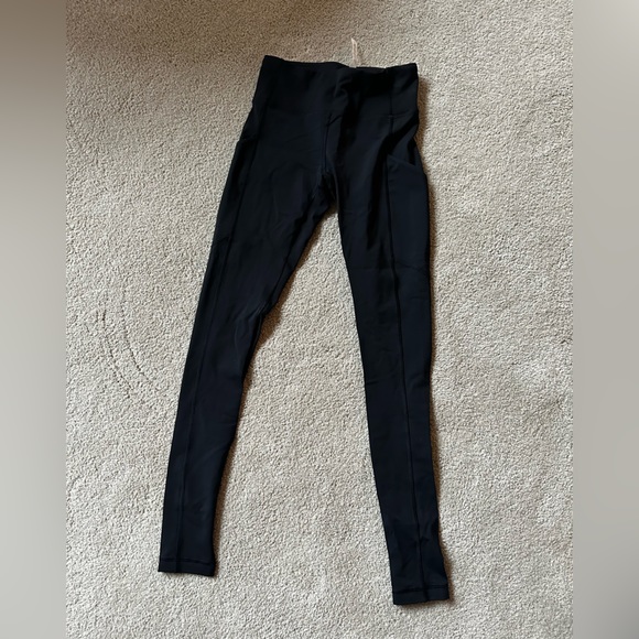 Lululemon legging. Like new. Never worn. No pilling - Picture 5 of 5